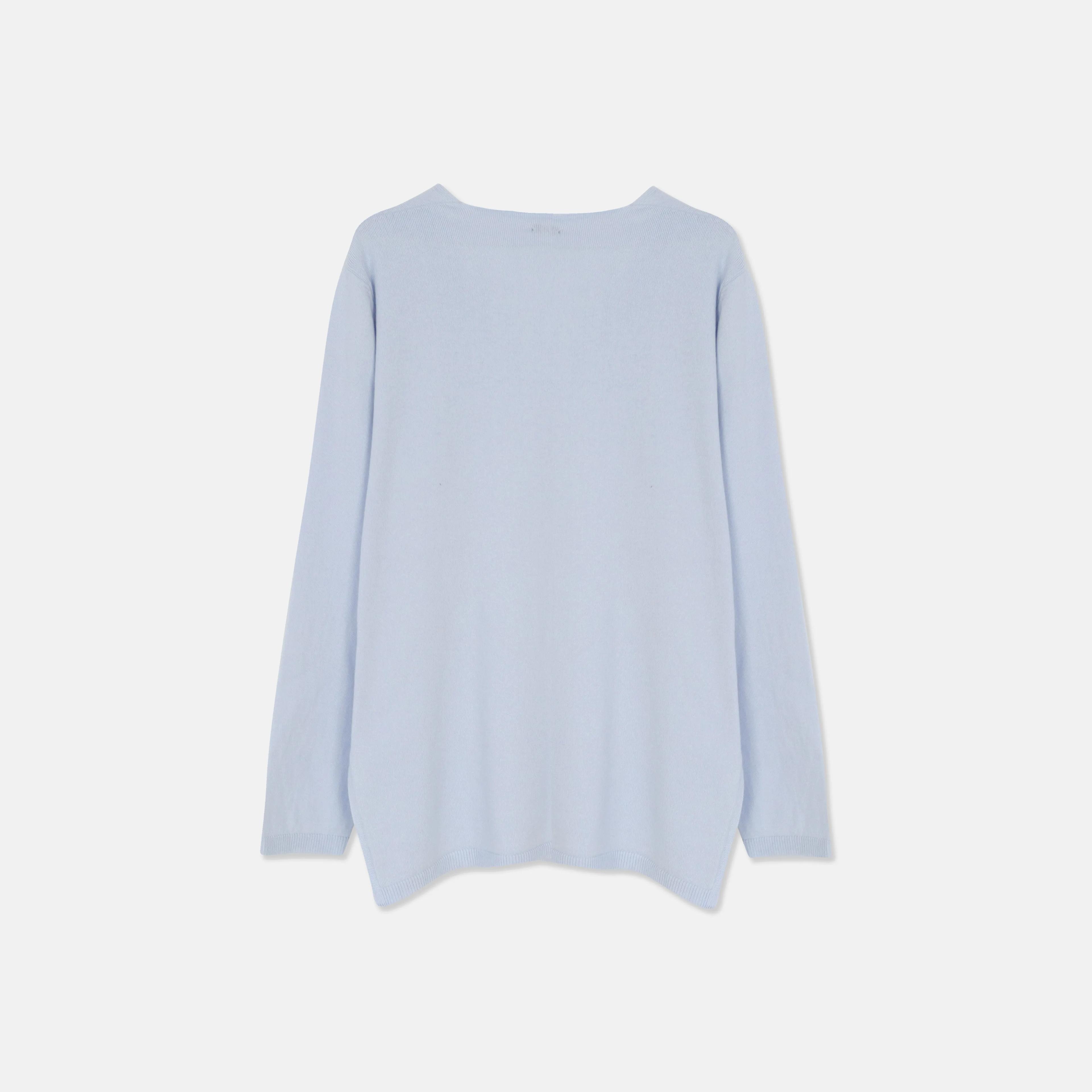 سويتر ناعمة محبوكة برقبة على شكل حرف V Thumbnail 4