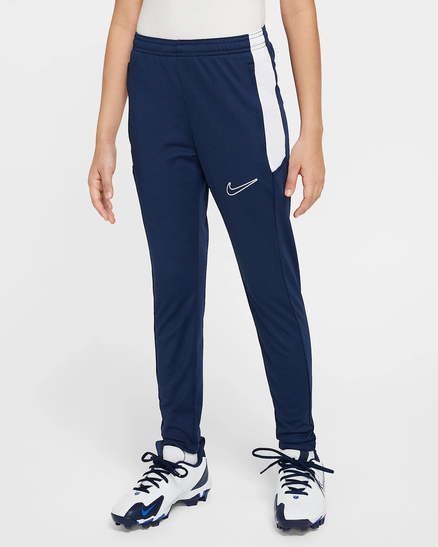 حذاء Nike Academy25 Dri-FiT للأطفال الكبار alternative product image