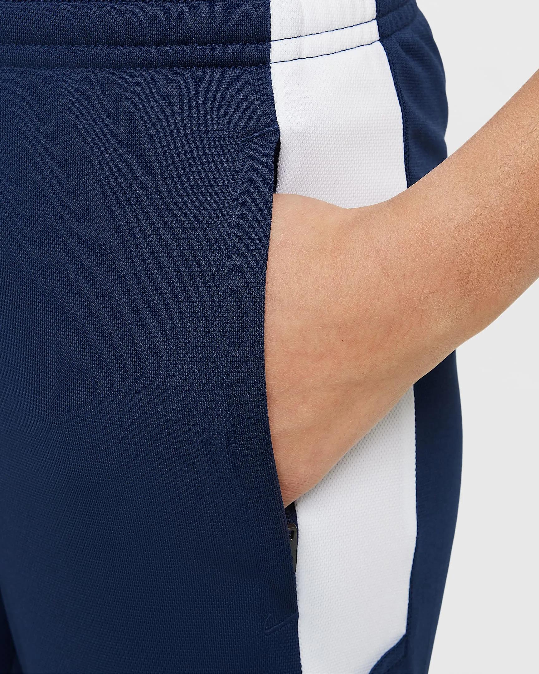 حذاء Nike Academy25 Dri-FiT للأطفال الكبار image preview 10