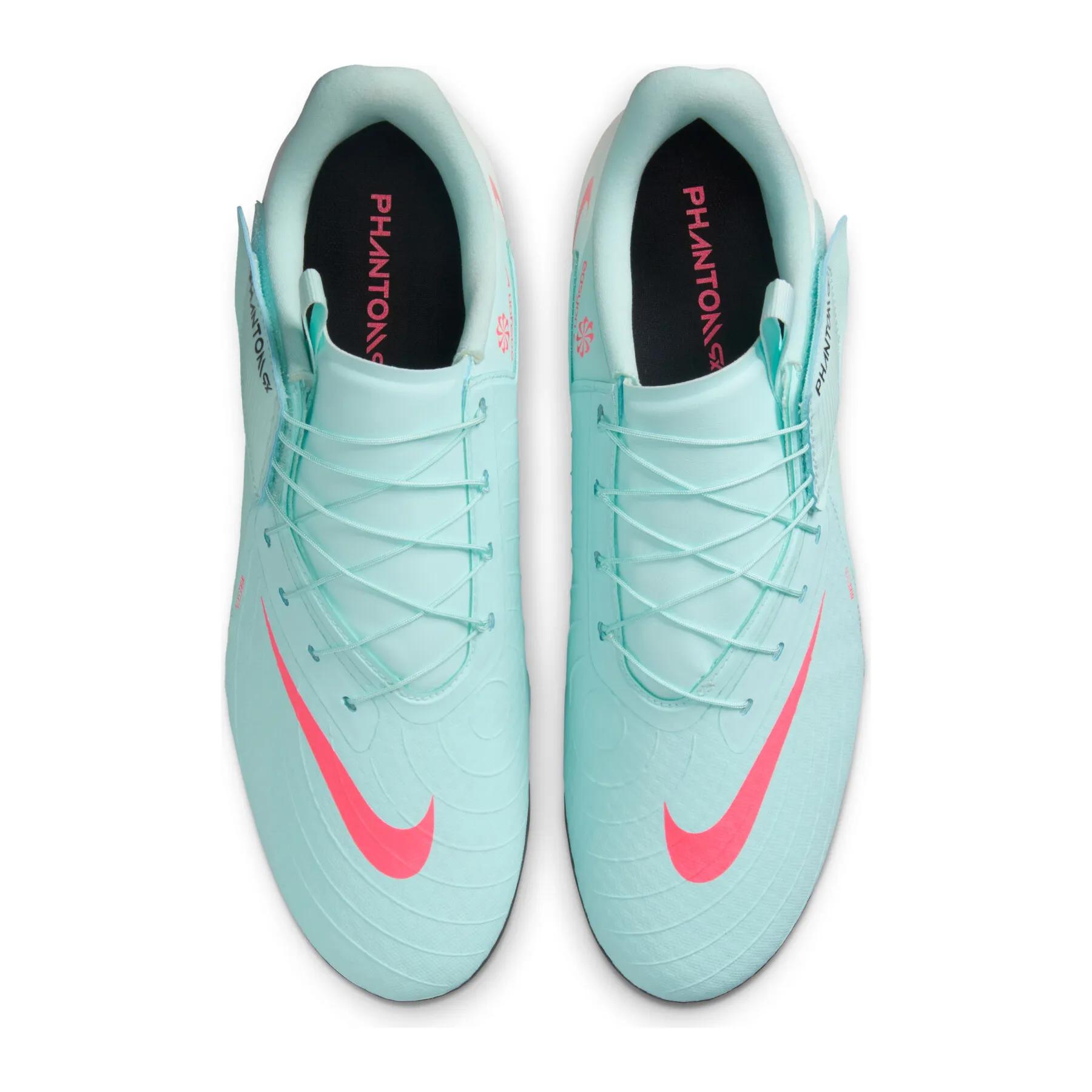 حذاء NIKE Phantom GX II Academy سهل الارتداء image preview 2