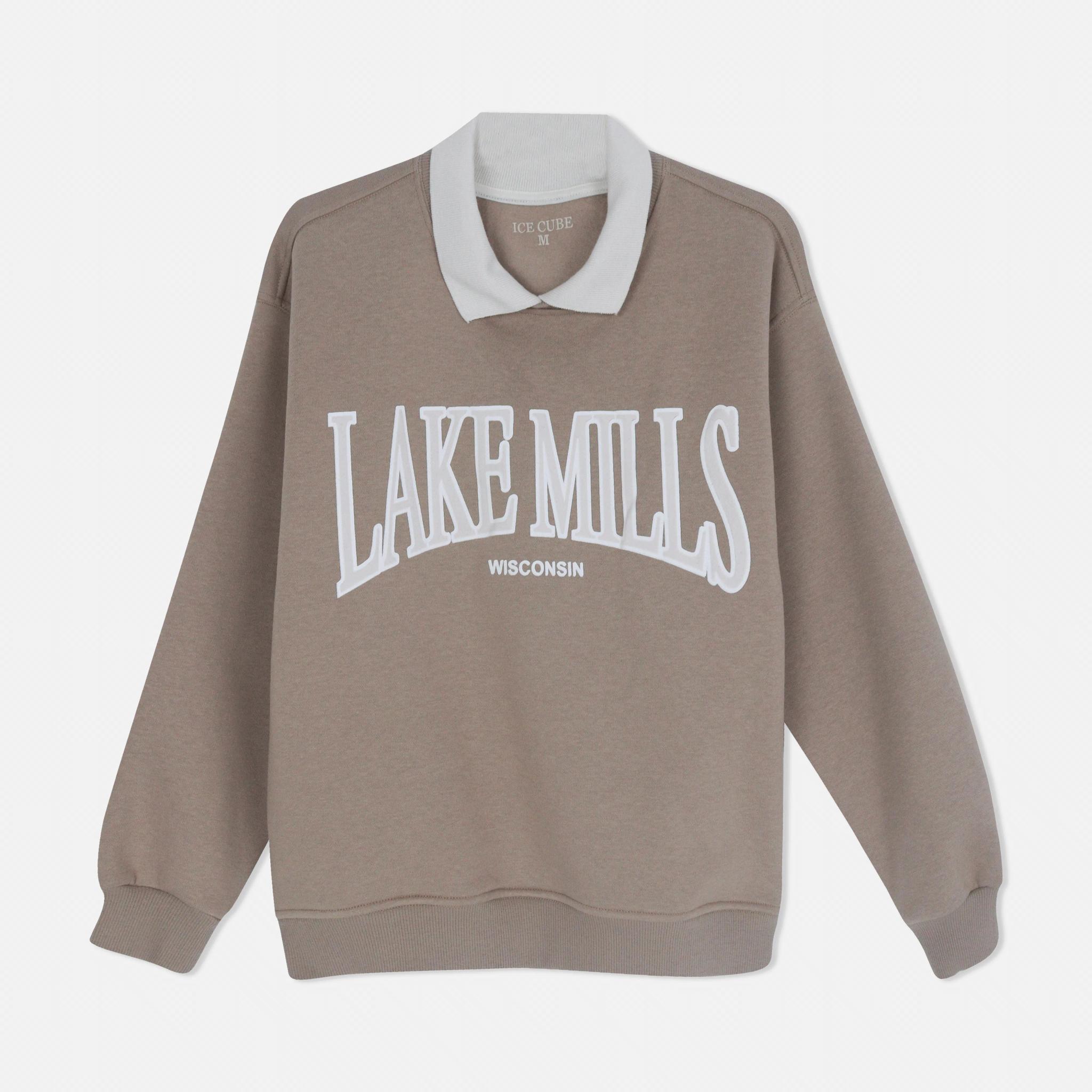 بلوفر مطرز بشعار Lake Mills للأولاد alternative product image