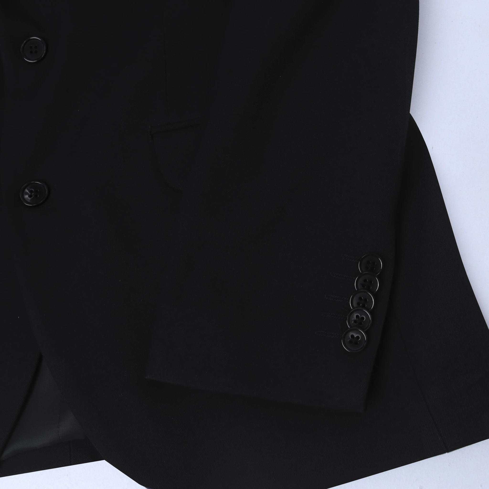جاكيت رياضي محبوك بقصّة Slim Fit مع جيوب جانبية media preview 3