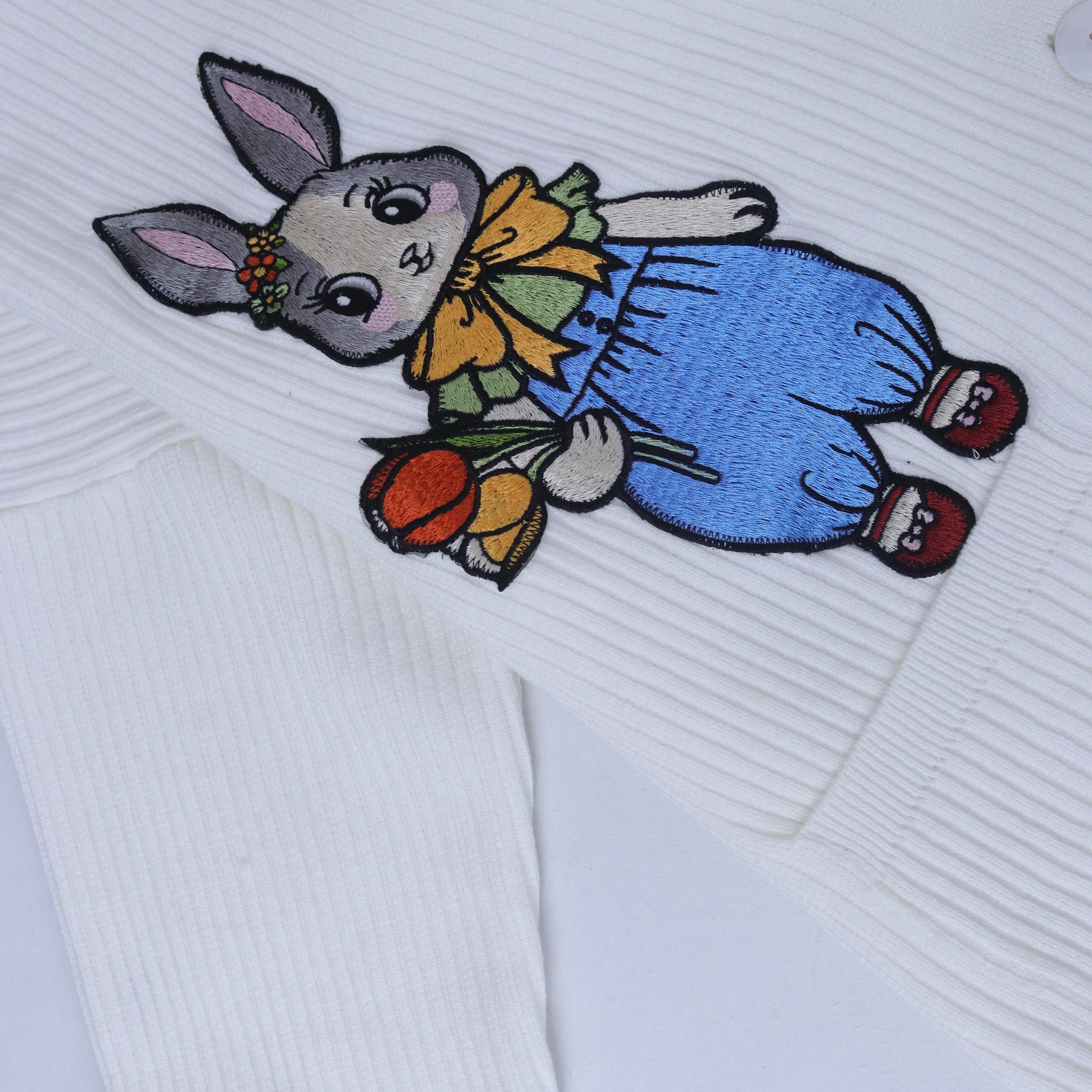 كارديجان بأزرار أمامية مع تطريز أرنب Thumbnail 3