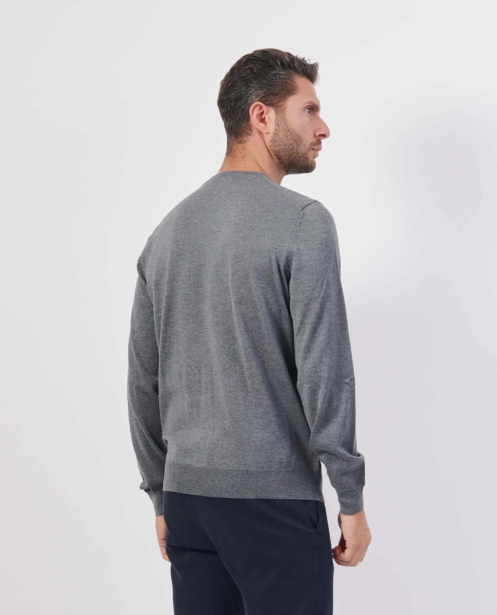 سترة صوفية بأكمام طويلة من Boss Thumbnail 5