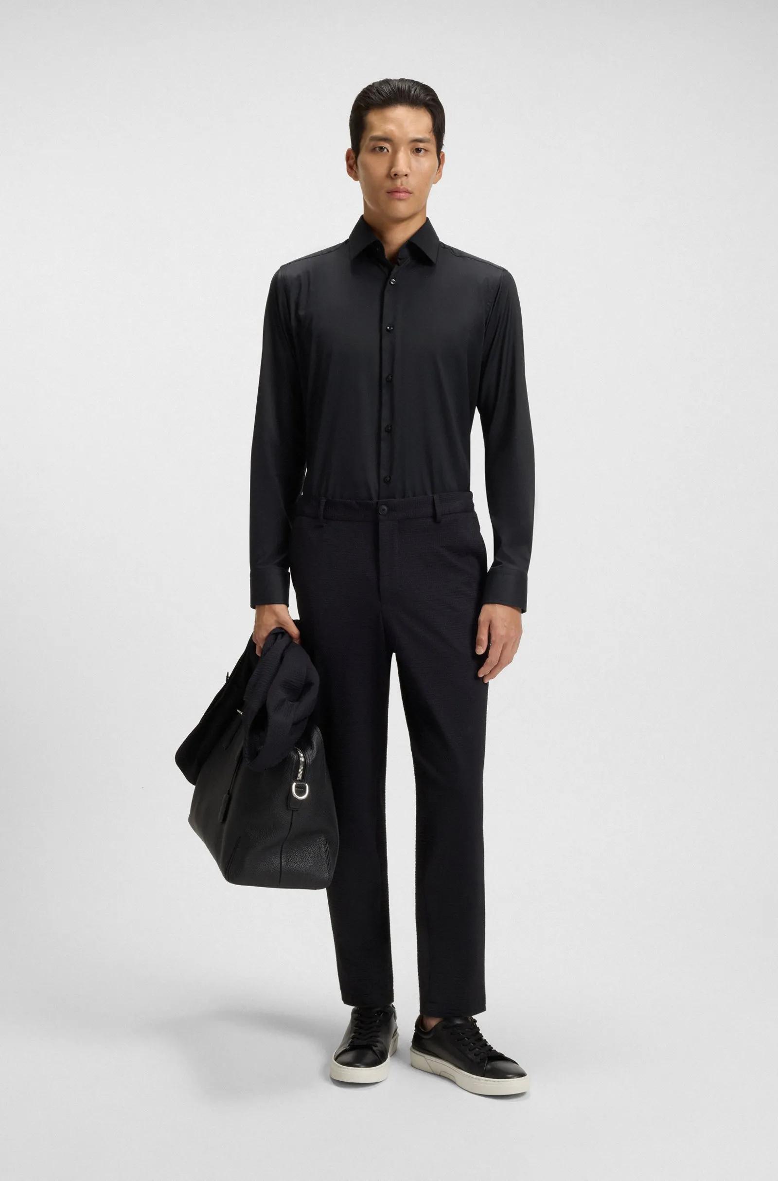 قميص المثالي بين الفخامة والأداء Thumbnail 3