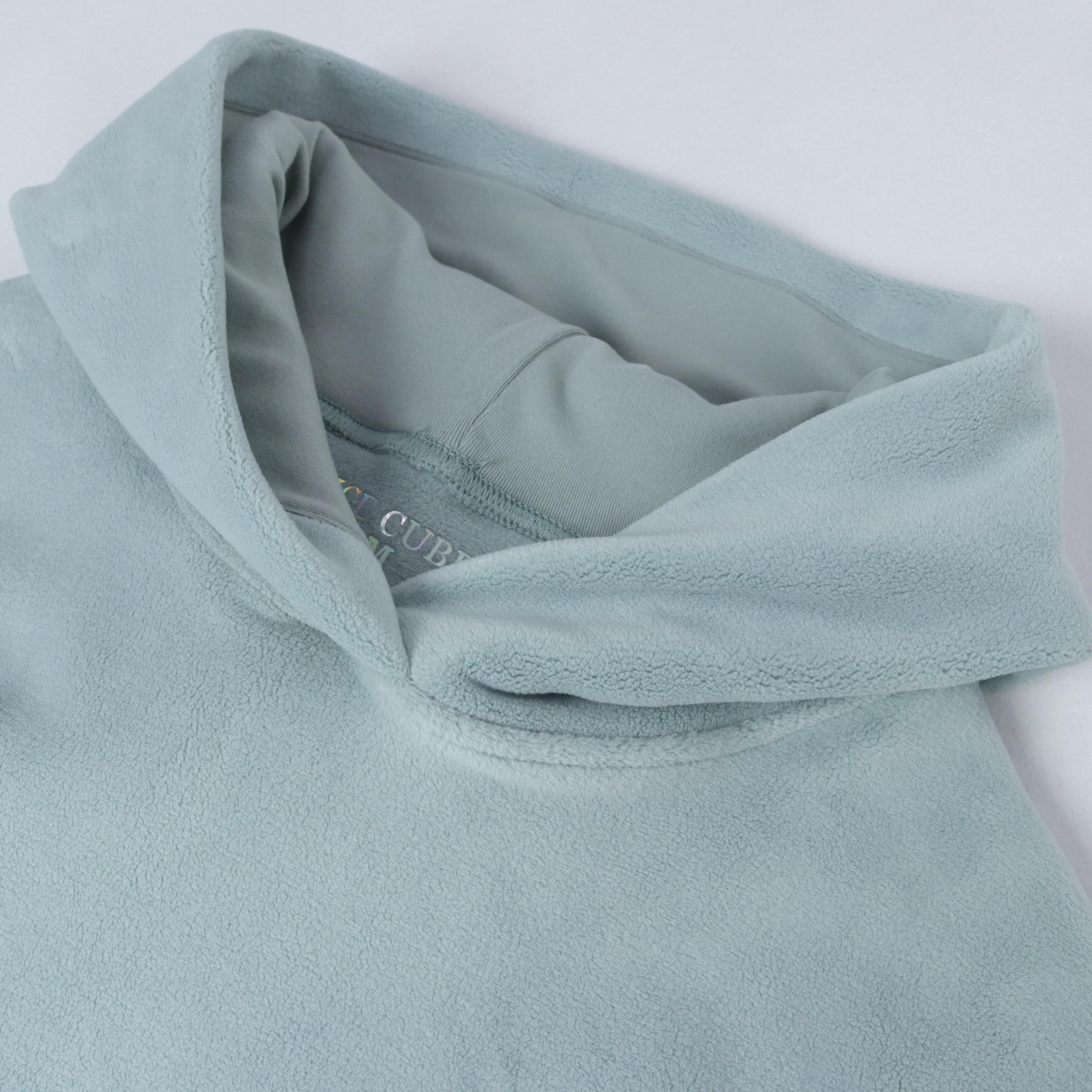 هودي نسائي فريد من نوعه مزين بتطريزات Thumbnail 2