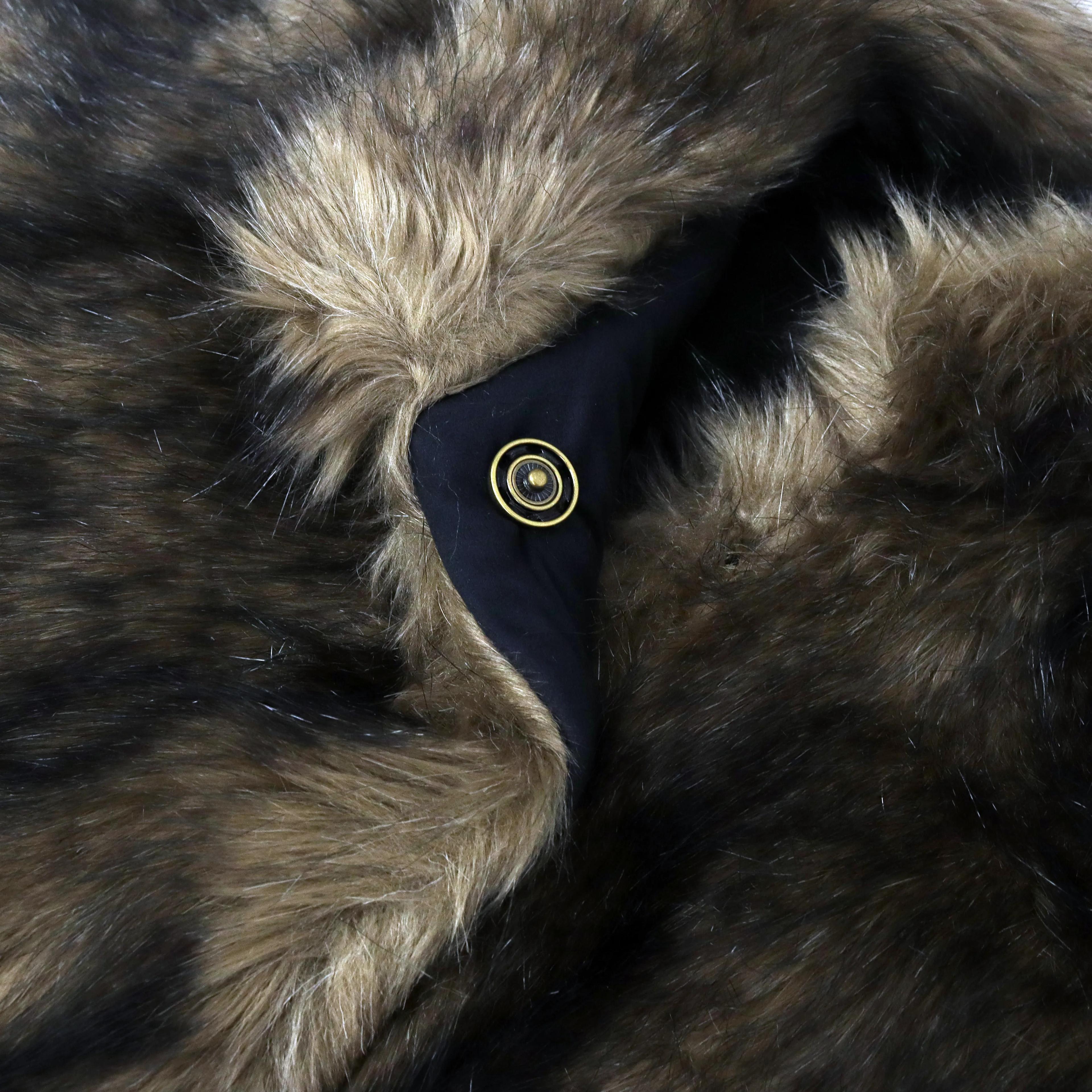 جاكيت نسائي مصنوع من الفرو الصناعي Thumbnail 3