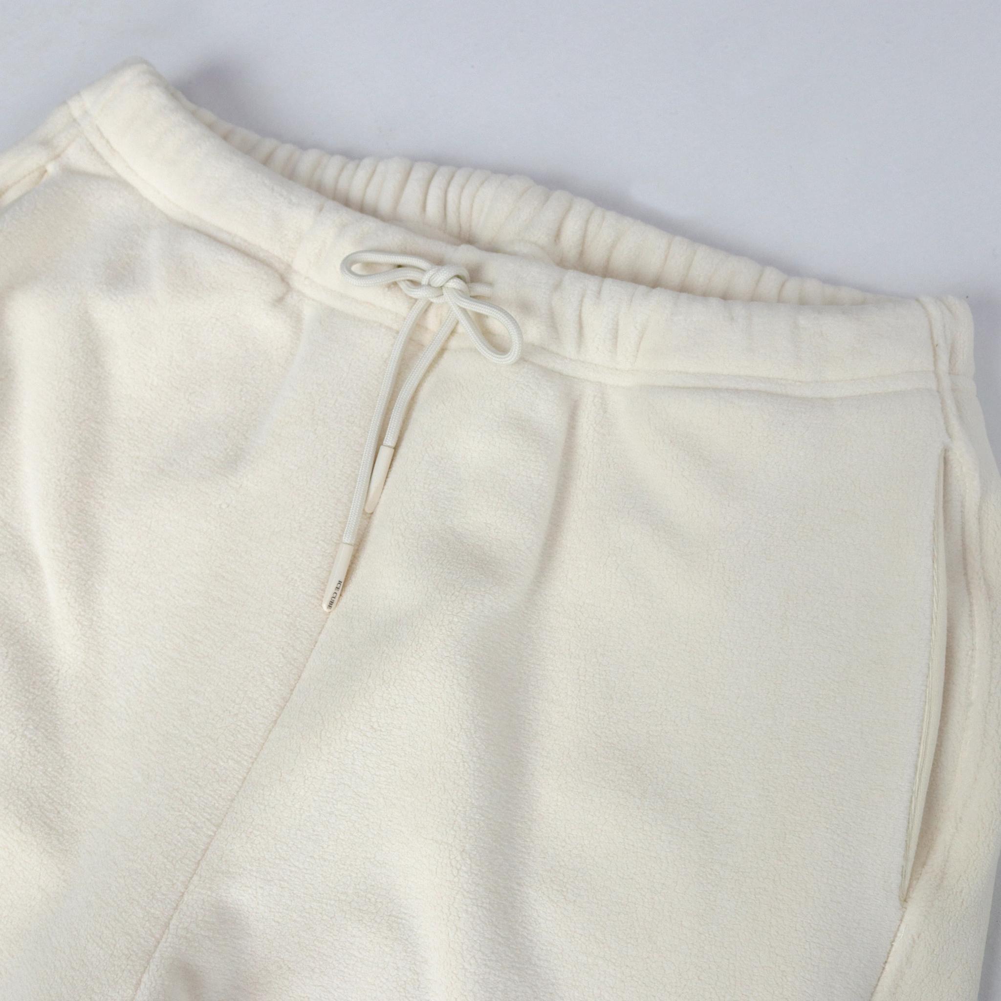 بنطلون رياضي نسائي واسع الساقين برباط media preview 2