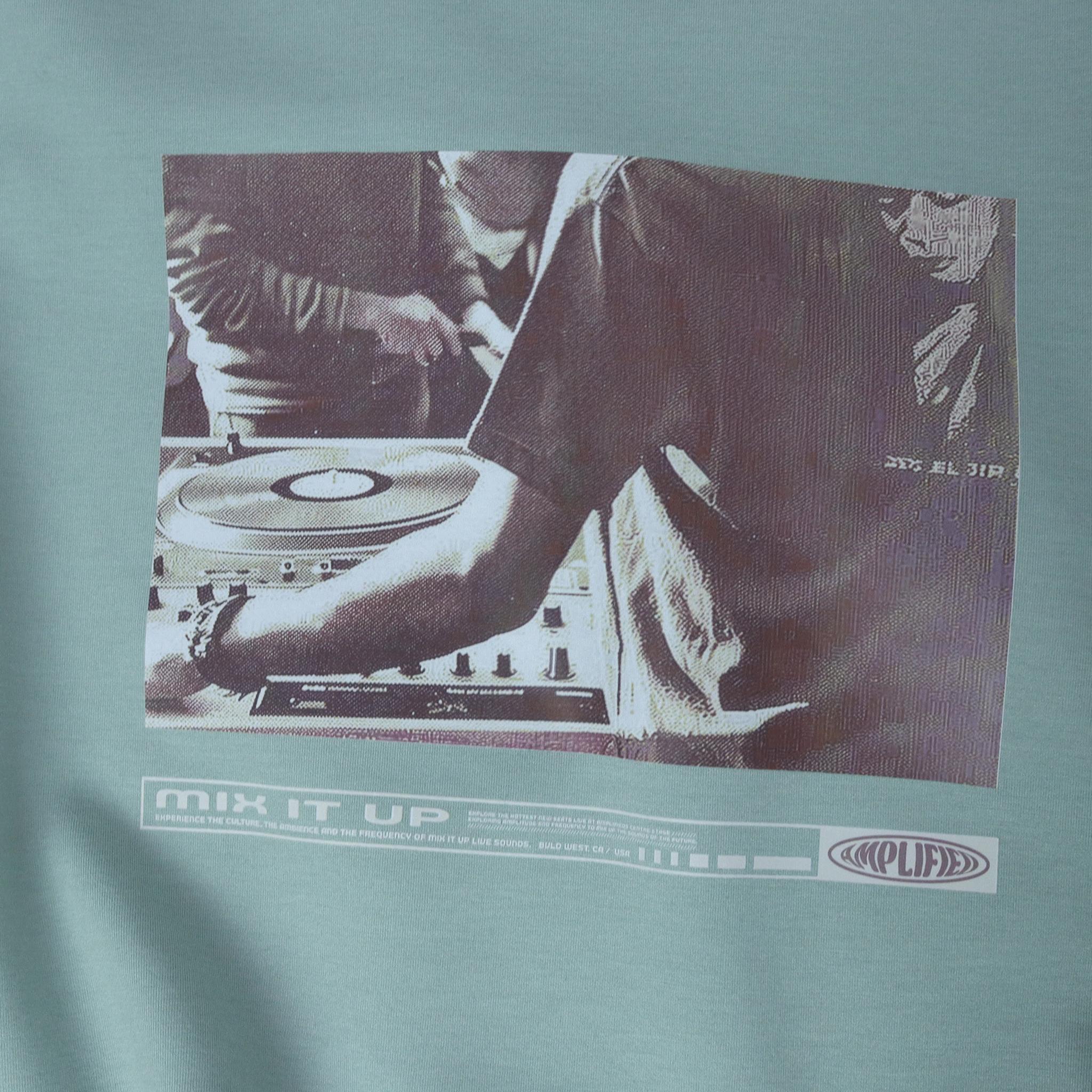 كنزة نسائية برقبة دائرية مزينة برسومات مطبوعة media preview 4