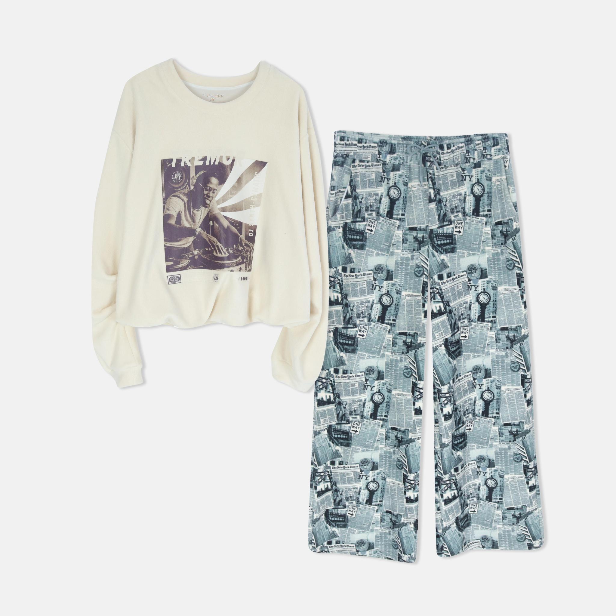 طقم نسائي من قطعتين بنقشة جرائد alternative product image