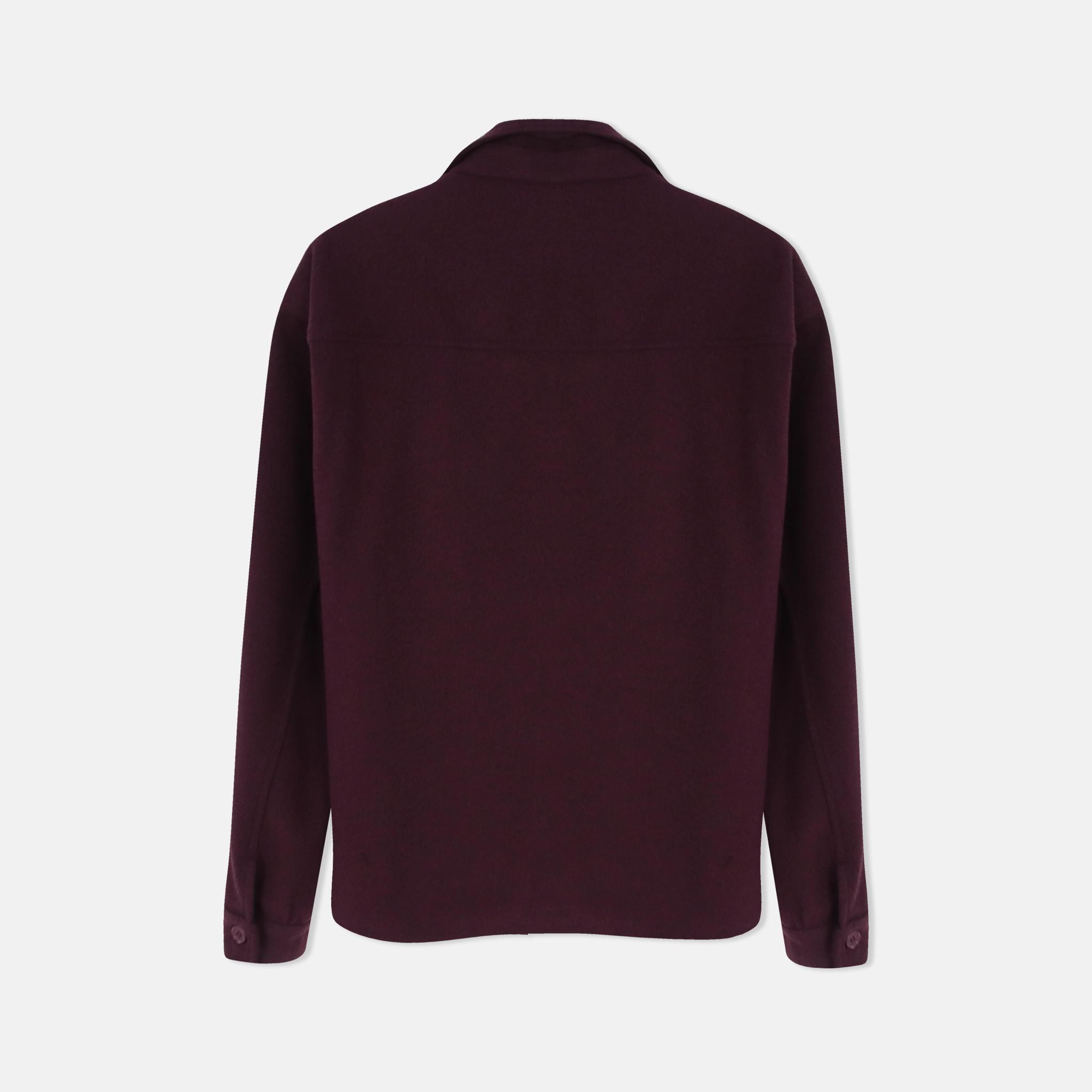 قميص رجالي بأزرار وجيوب على الصدر media preview 3