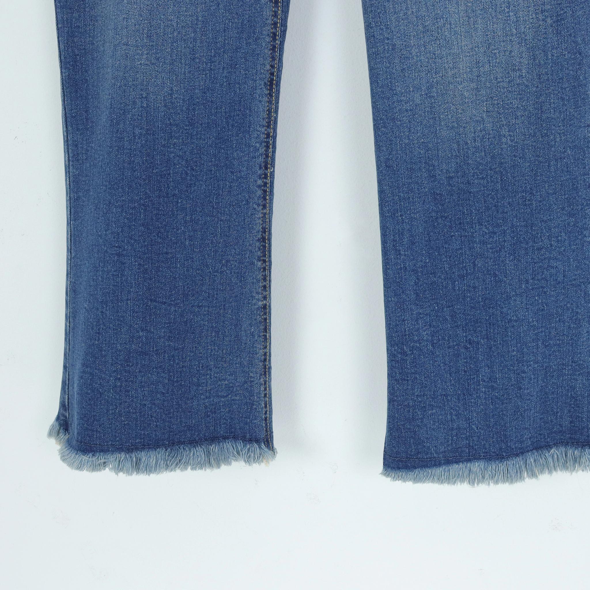 بنطلون جينز نسائي بقصة مستقيمة media preview 3