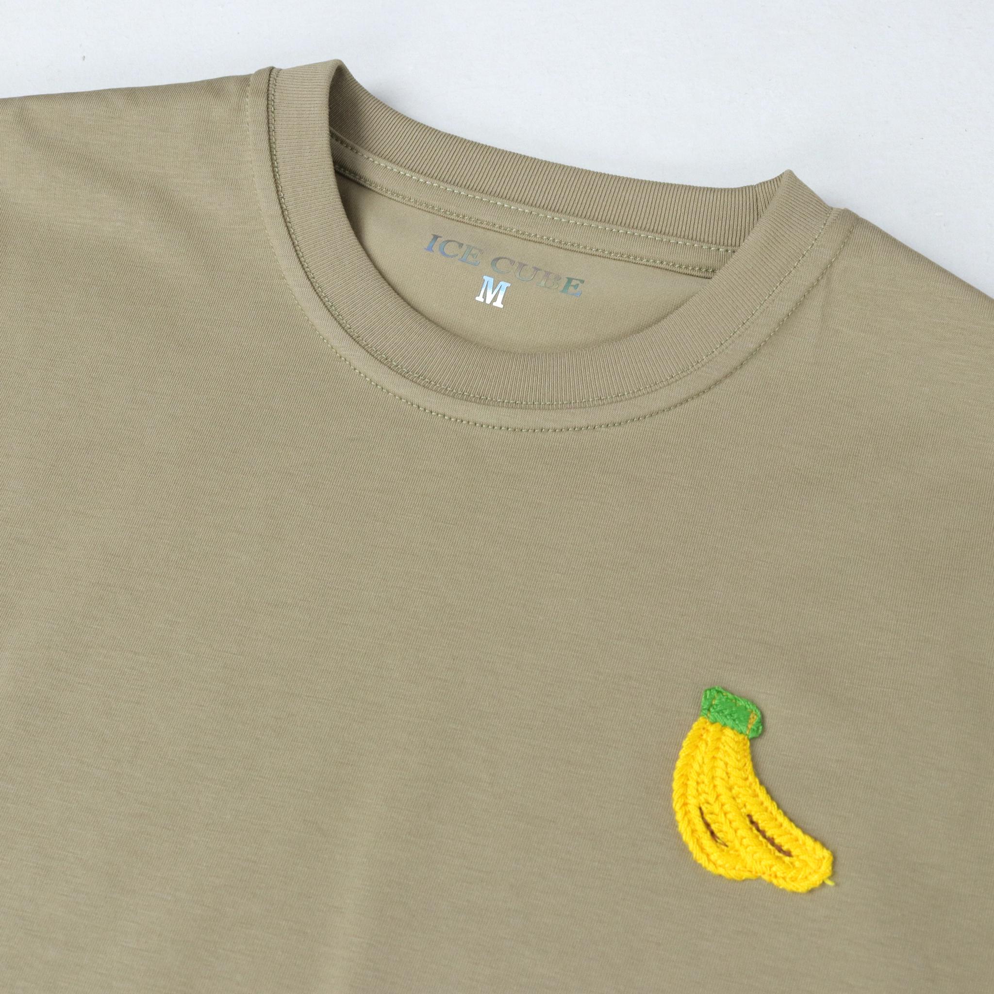 تيشيرت بناتي بقصة مربعة وأكتاف منسدلة ورسومات media preview 2