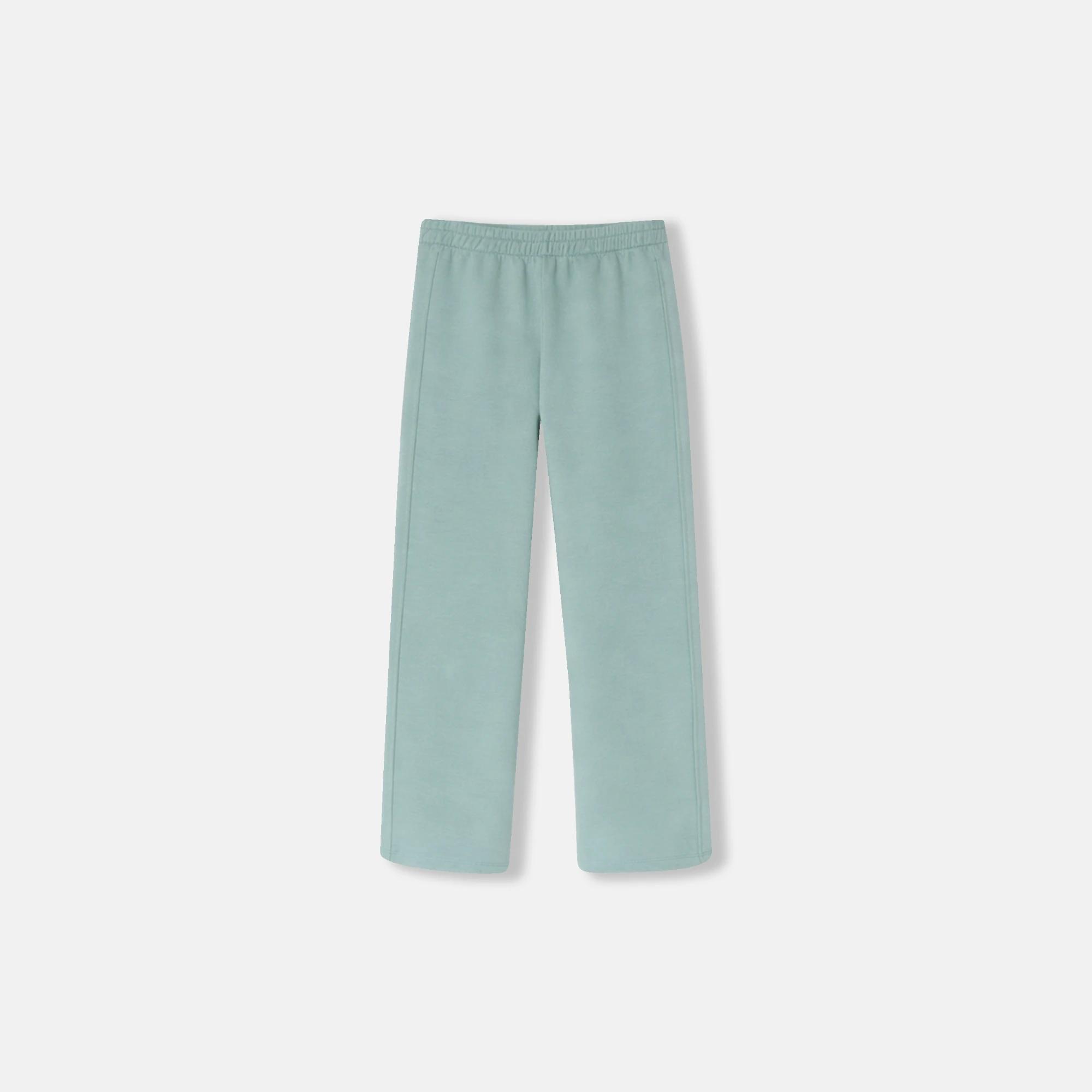 طقم سويت شيرت مطرز بتفاصيل صدفية - طقم بناتي بقصة مريحة Thumbnail 4