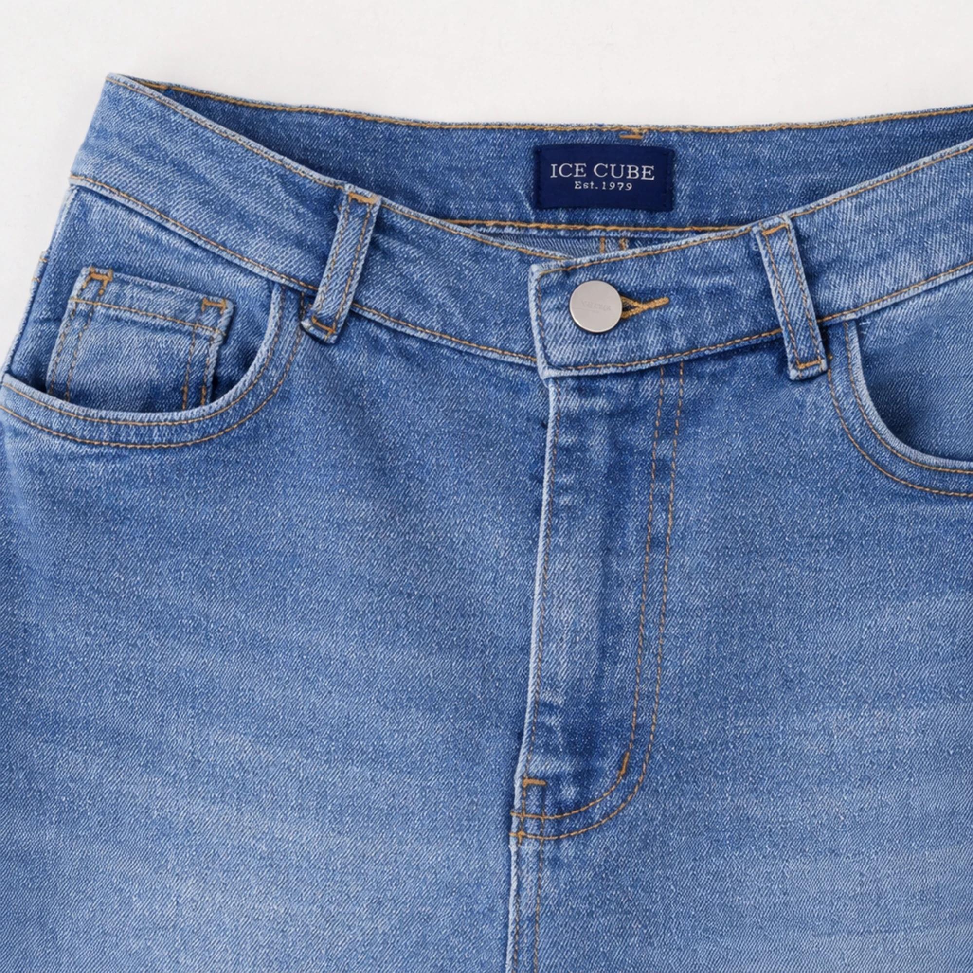 بنطلون جينز نسائي بخصر عالٍ وقصة مستقيمة - لون أزرق فاتح Thumbnail 2