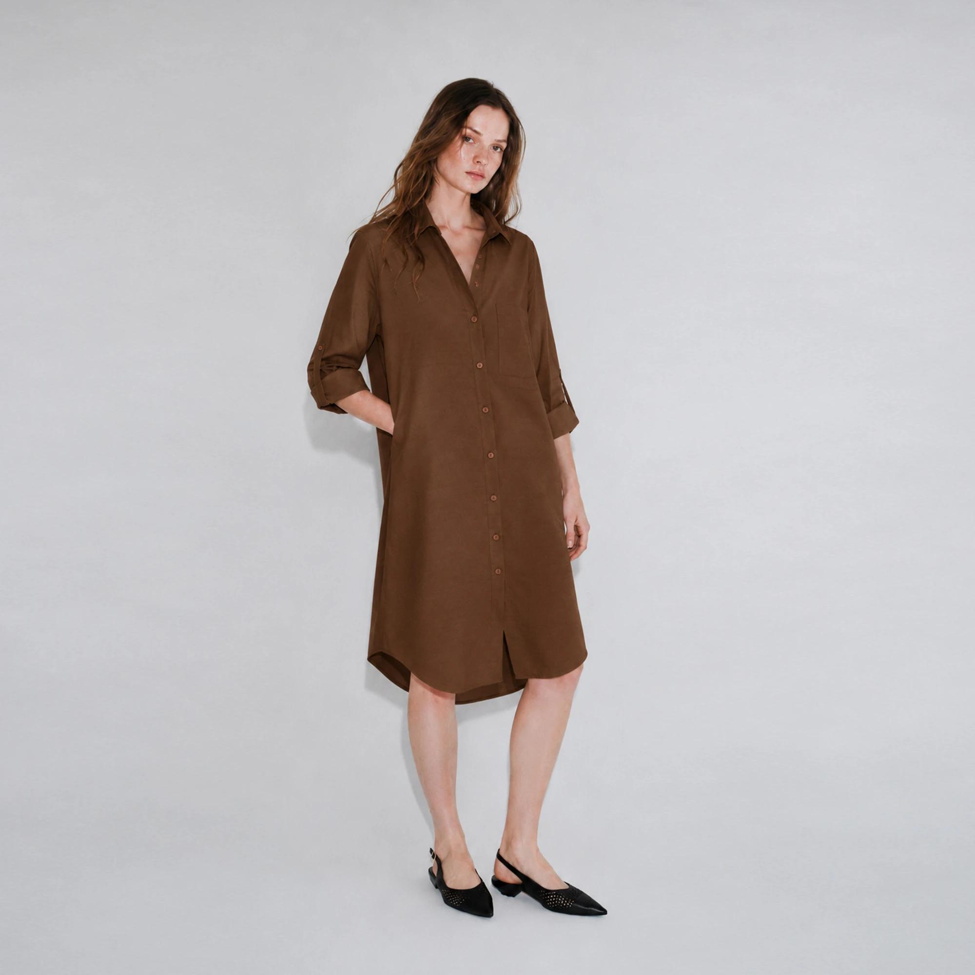 فستان نسائي طويل بأزرار أمامية alternative product image