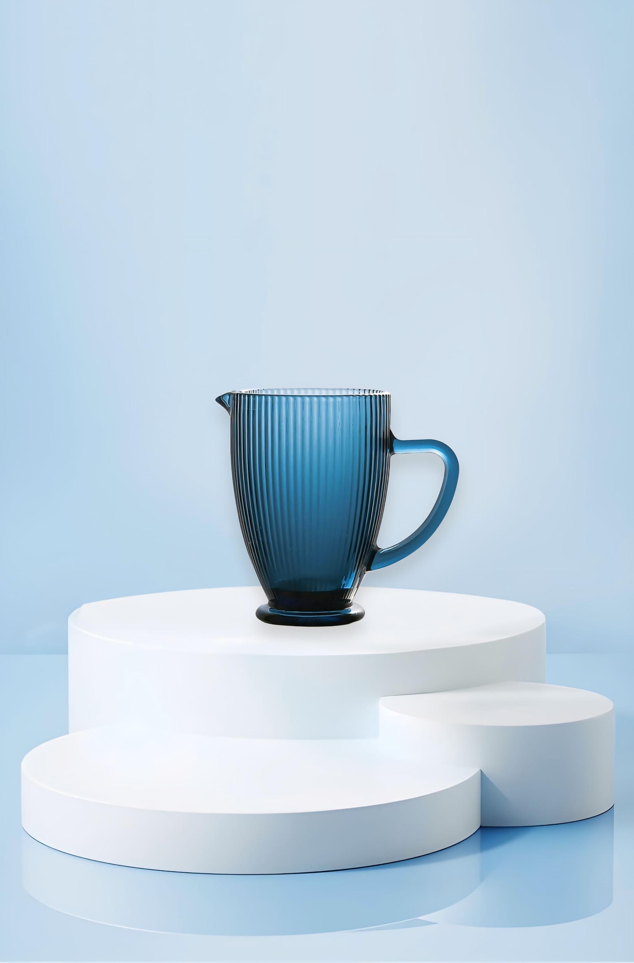 ابريق زجاجي بلون سادة alternative product image