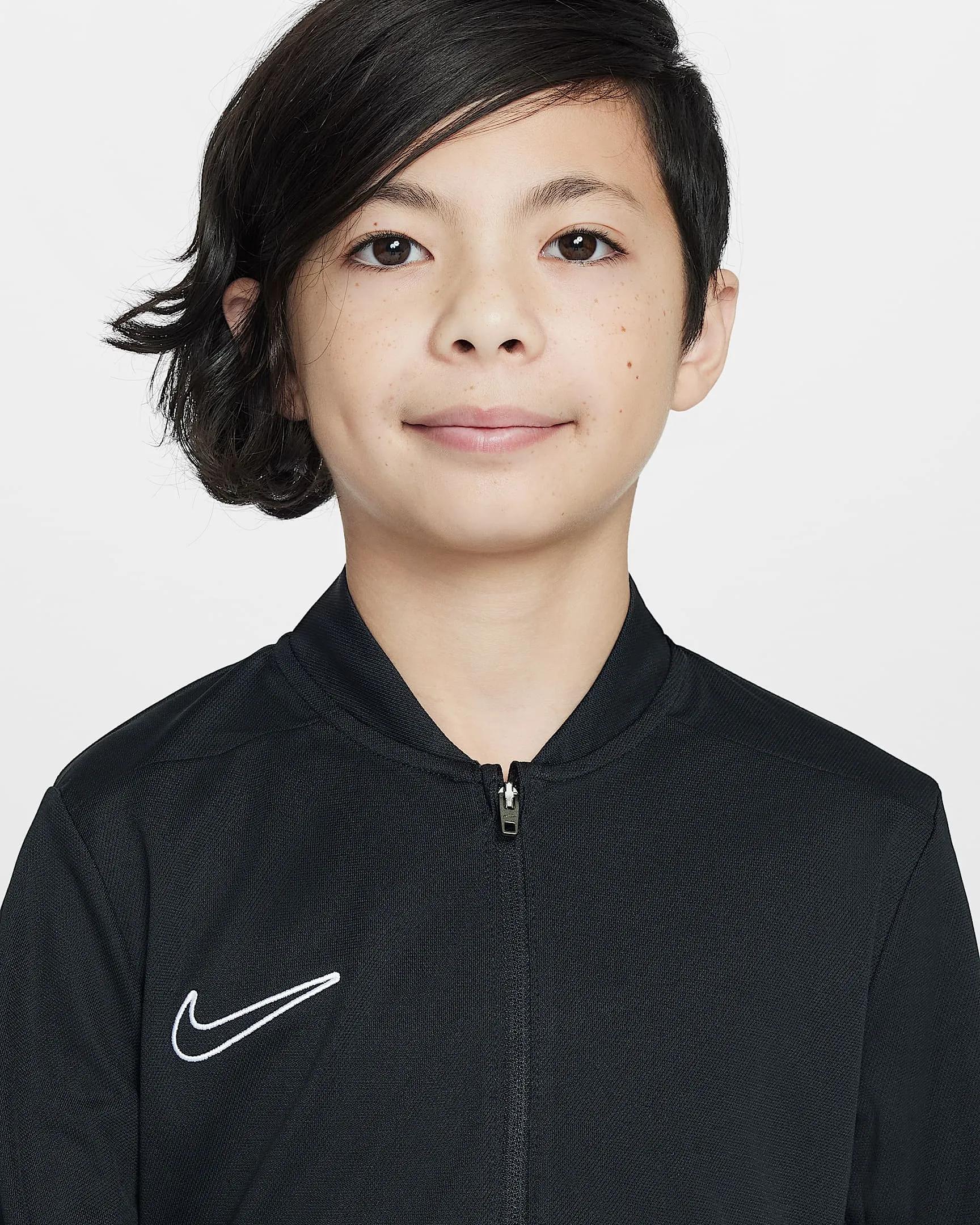 حذاء Nike Academy25 Dri-FiT للأطفال الكبار product image