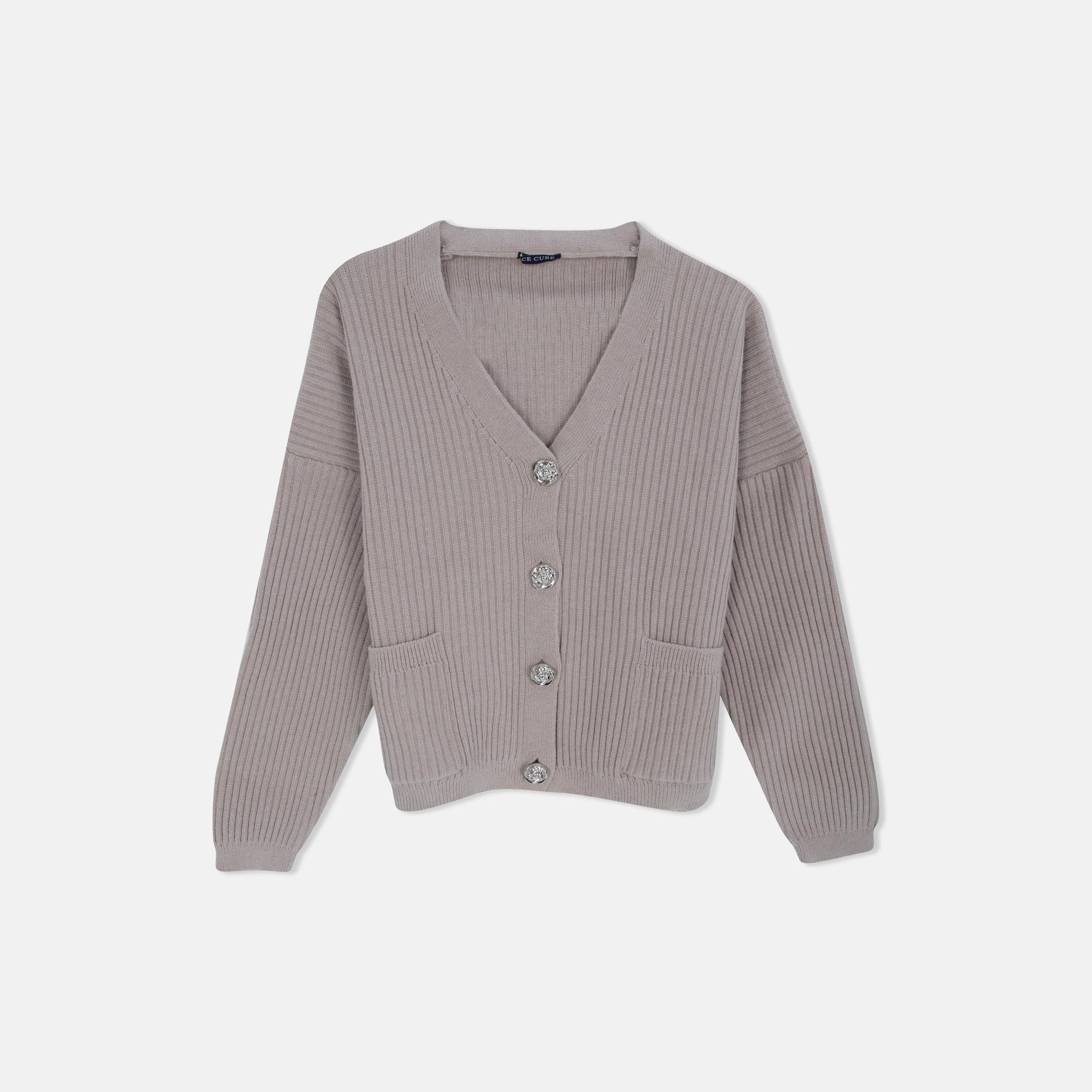 سترة كارديجان مضلعة بفتحة على شكل حرف V وأزرار أمامية Thumbnail 5