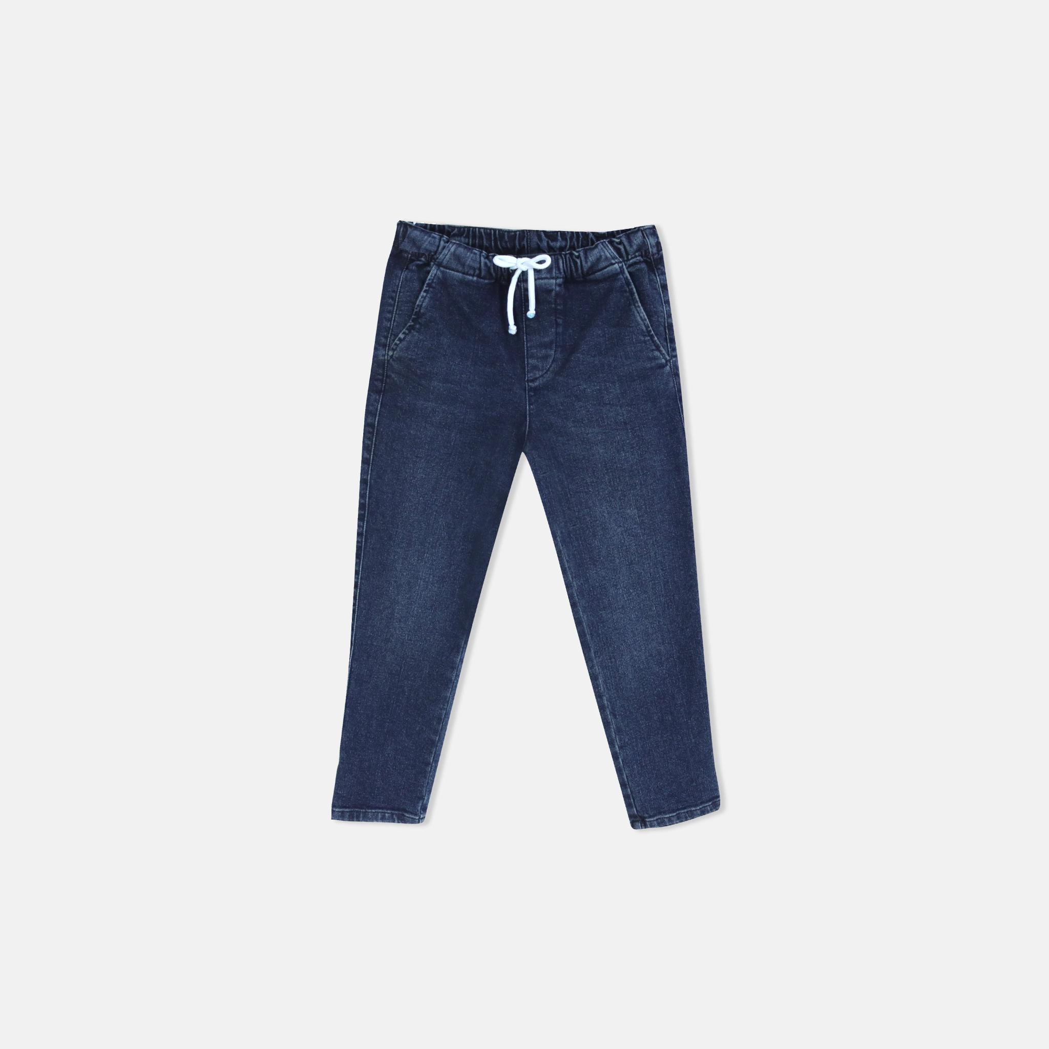 بنطلون جينز كلاسيكي للأولاد product image