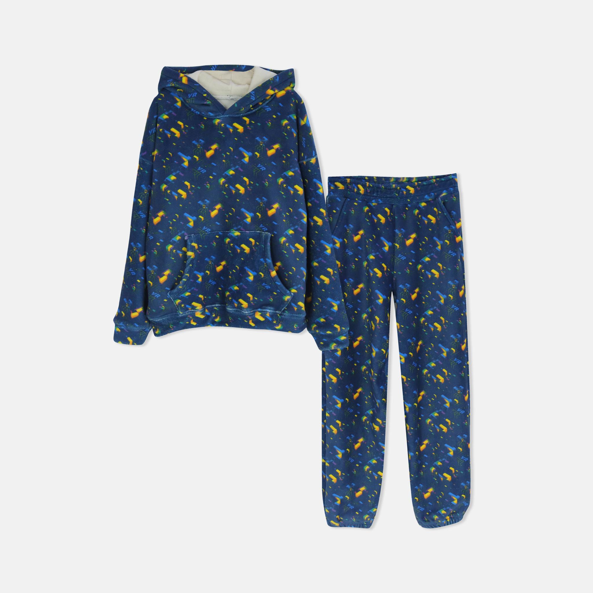 طقم ملابس للأولاد يتكون من سترة بغطاء رأس وبنطال رياضي مطبوع product image