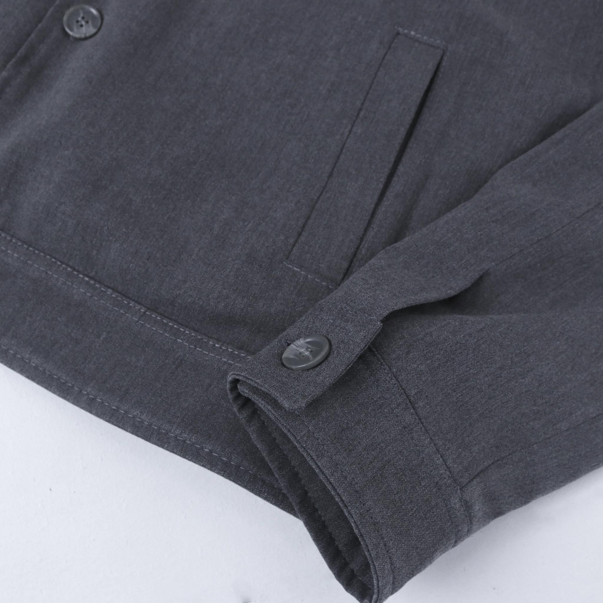 جاكيت رجالي مطاطي بأزرار أمامية media preview 3