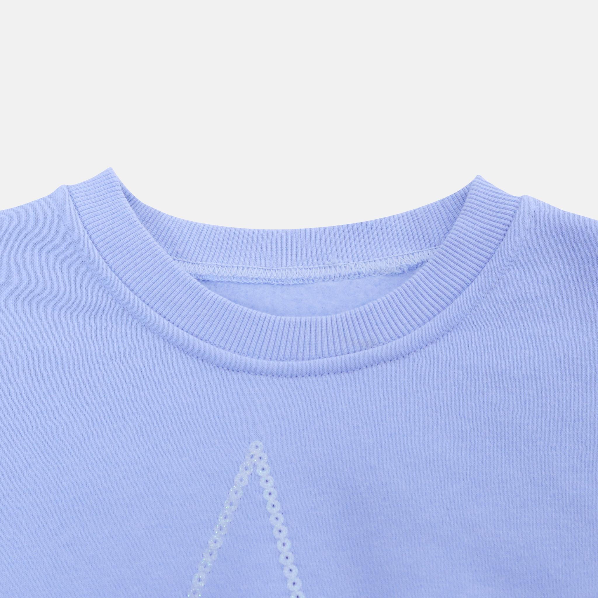 سويت شيرت بطبعة جرافيكية للبنات media preview 2