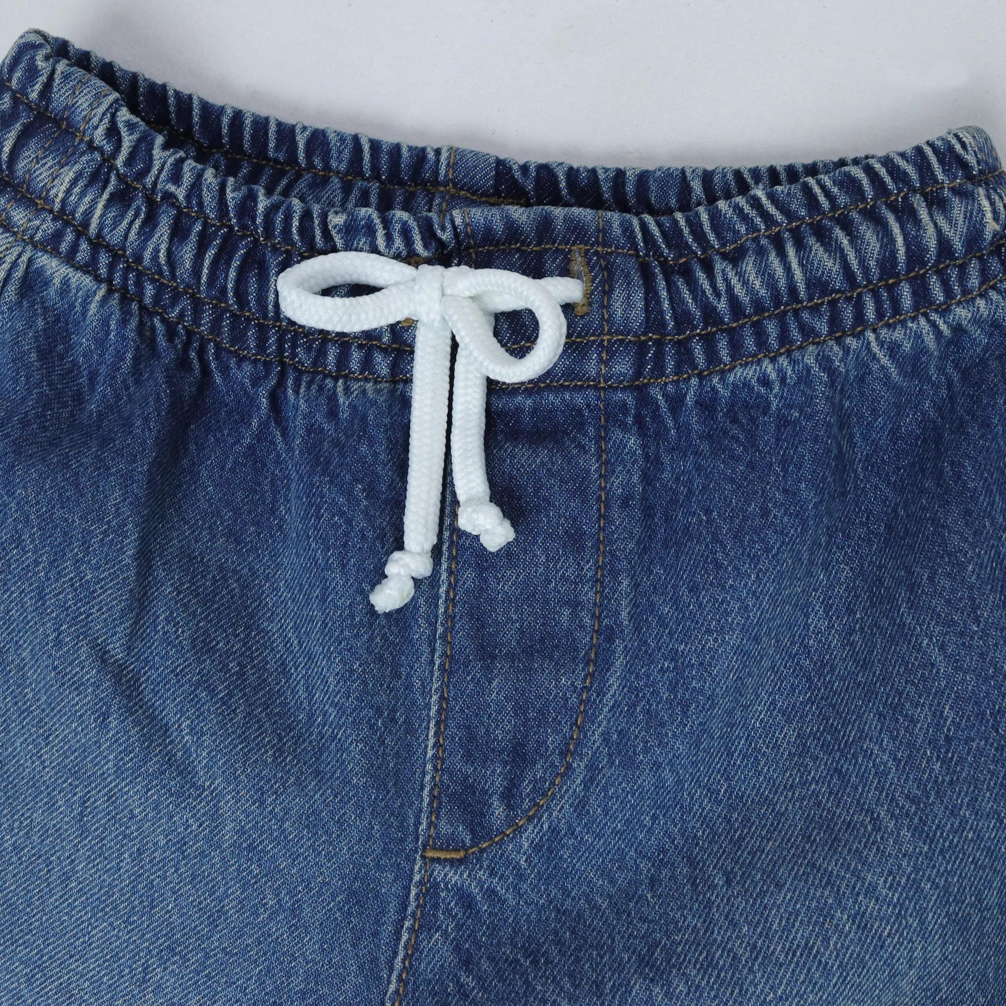 بنطلون جينز كلاسيكي للأولاد media preview 2