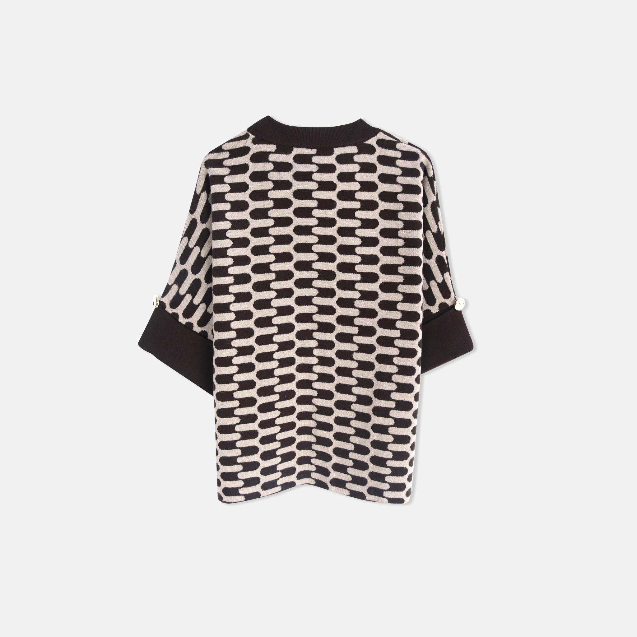 سترة نسائية محبوكة media preview 4