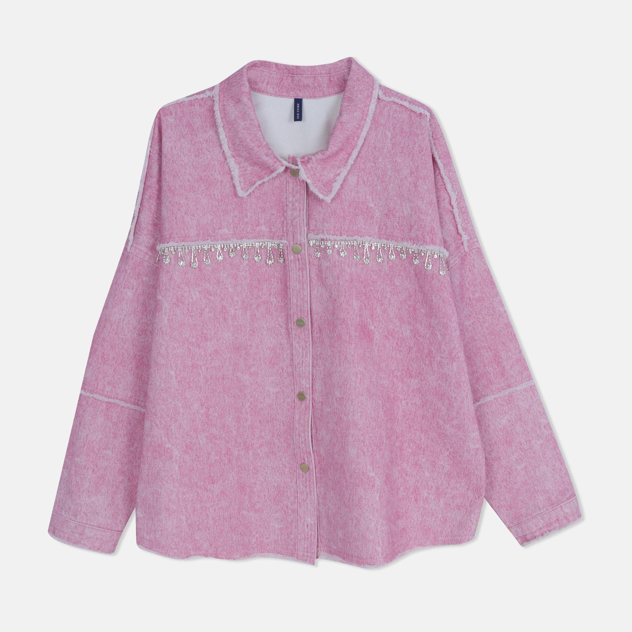 قميص بأزرار وتفاصيل هامشية product image